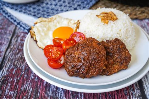 hubad pinay|Longganisang Hubad (Filipino Garlic Sausage Patties) .